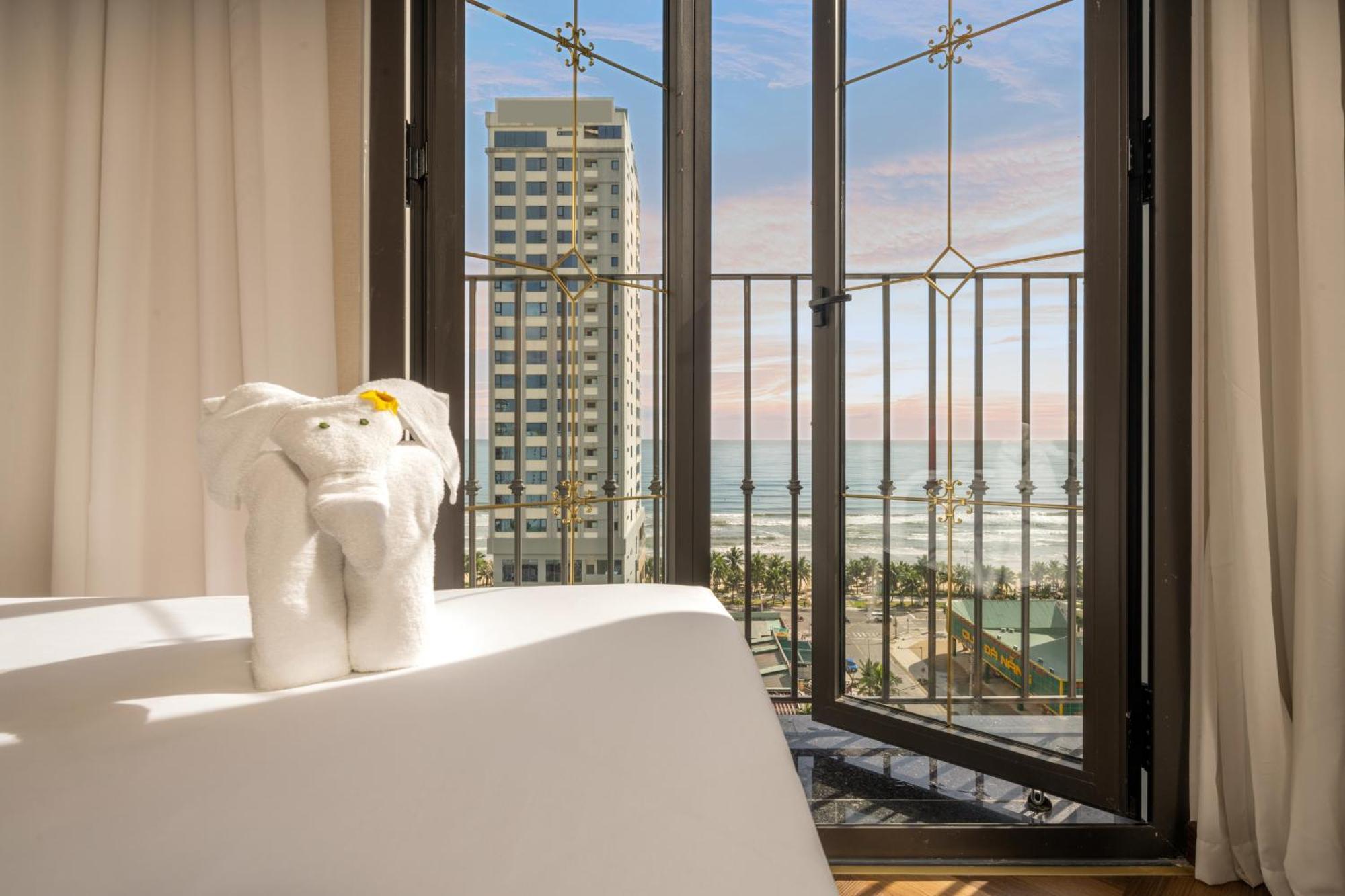 Golden Lotus Luxury Hotel Danang - Complimentary Daily Afternoon Tea Екстер'єр фото